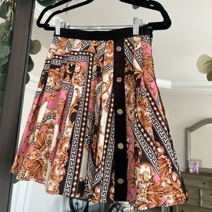 Multi-coloured pleated midi skirt #midiskirt